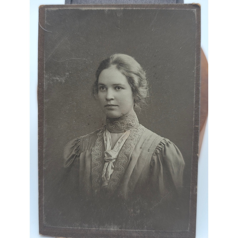 Antique CDV Photo Young Woman Edwardian Lace Dress c1900 Victorian Portrait